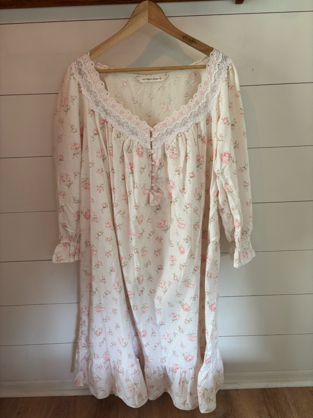 Vintage Victoria’s Secret Floral Nightgown Long Sleeve Maxi l/xl